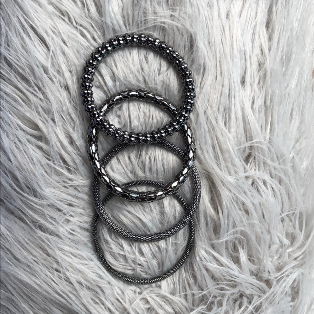 Bracelets - Picture 4 of 5